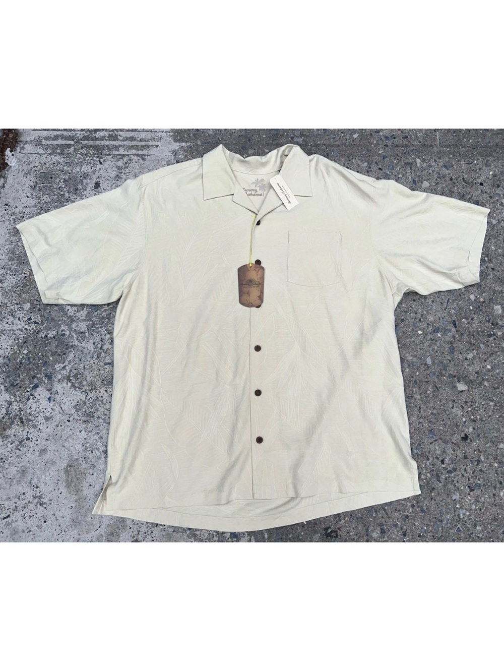 Tommy Bahama 100% Silk Button Up Shirt Beige Floral Hawaiin XL NWT